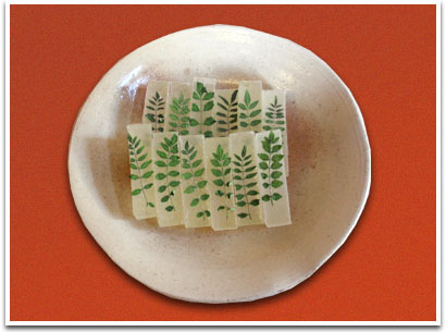 霜月 写真 木の芽琥珀